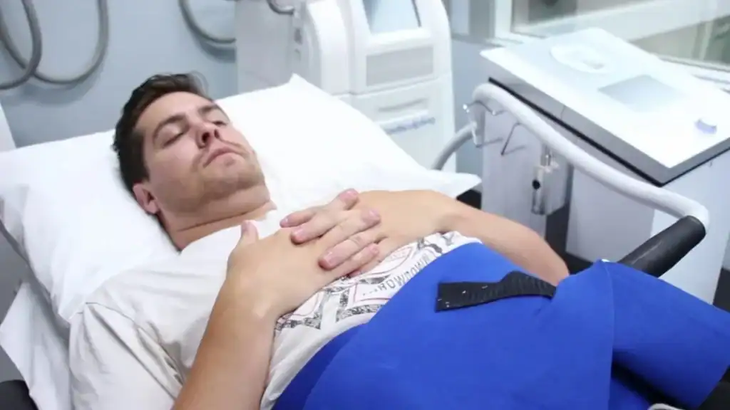 Transforming Bodies: Celebrity Success Stories and the Truth Behind Body Contouring 2 Image of male having body contouring Lutterworth treatment